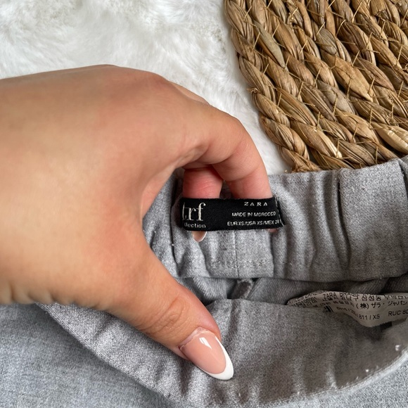 Zara woman Trf collection grey tapered pants in light grey size XS - Picture 4 of 7